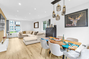 Photo 21- click for photo gallery